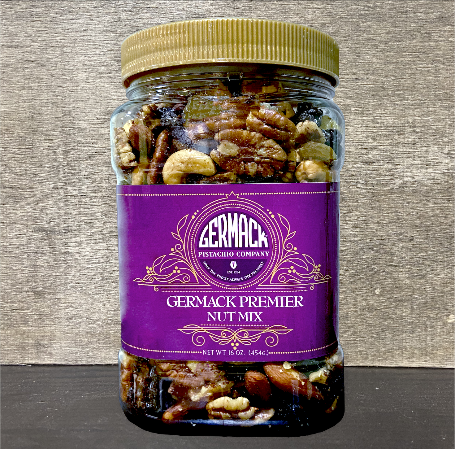 Picture Premier Nut Mix (Cashews, Almonds, Pecans, Raisins) 16oz