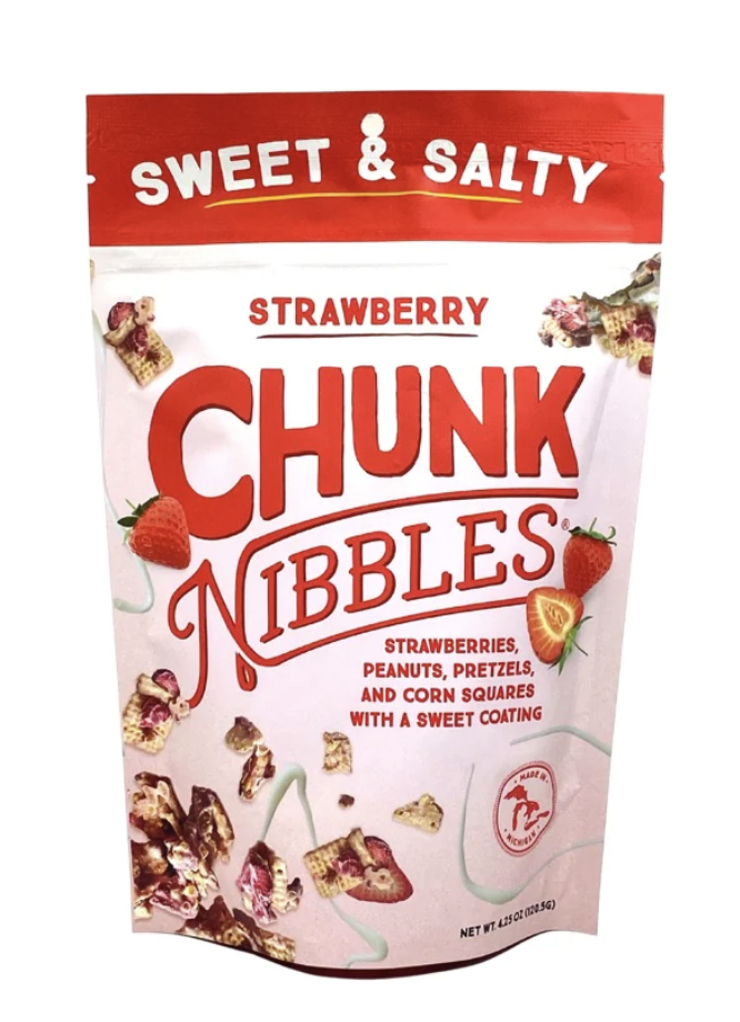 Picture Chunk Nibbles Strawberry 4.25 oz