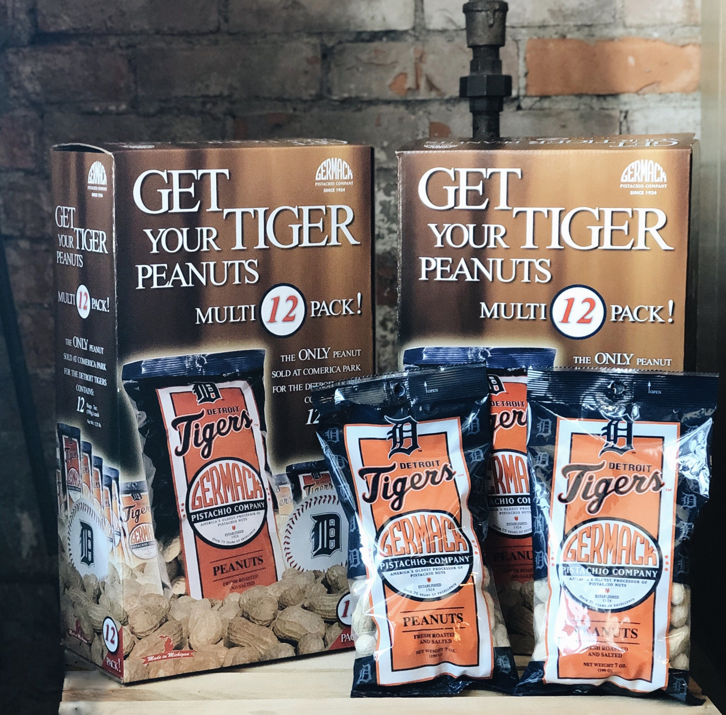 Picture Tigers Peanuts 12ct Box